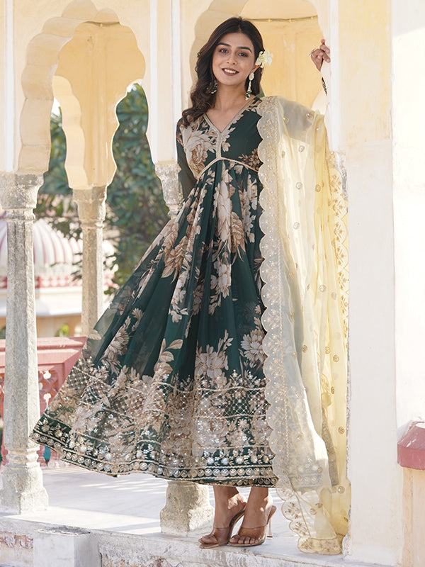 Luxury Redefined: Fashindia’s Embroidered Gown Set for Every Occasion